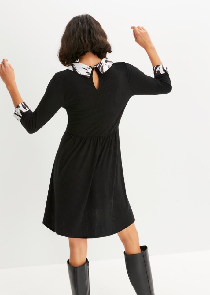 Kleid mit Blusenkragen