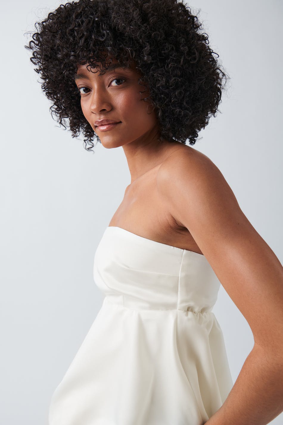 Frill singlet
