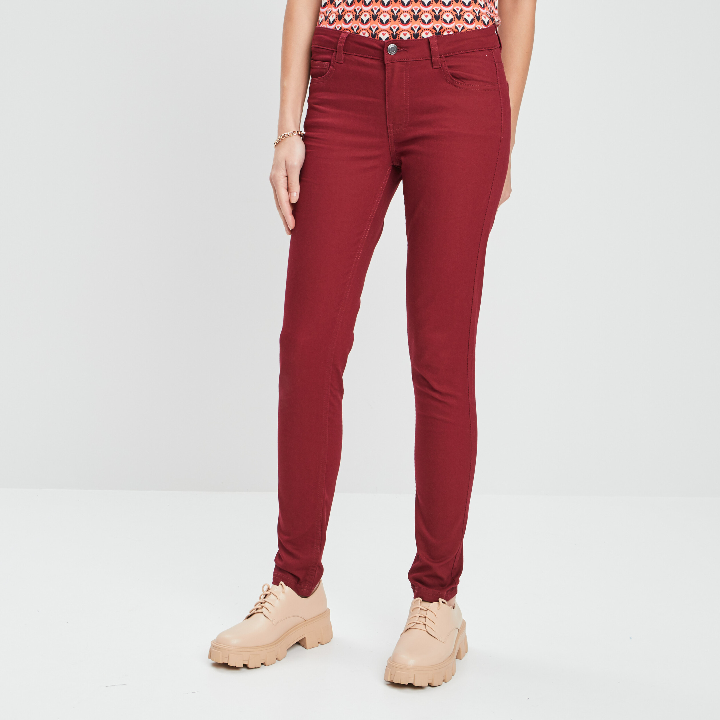 Pantalon slim taille normale bordeaux femme | La Halle
