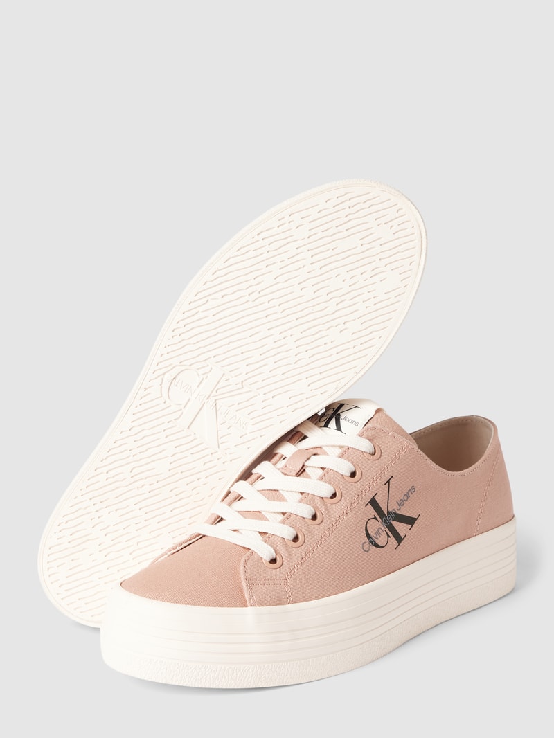 Plateau-Sneaker mit Label-Details in hellrosa
