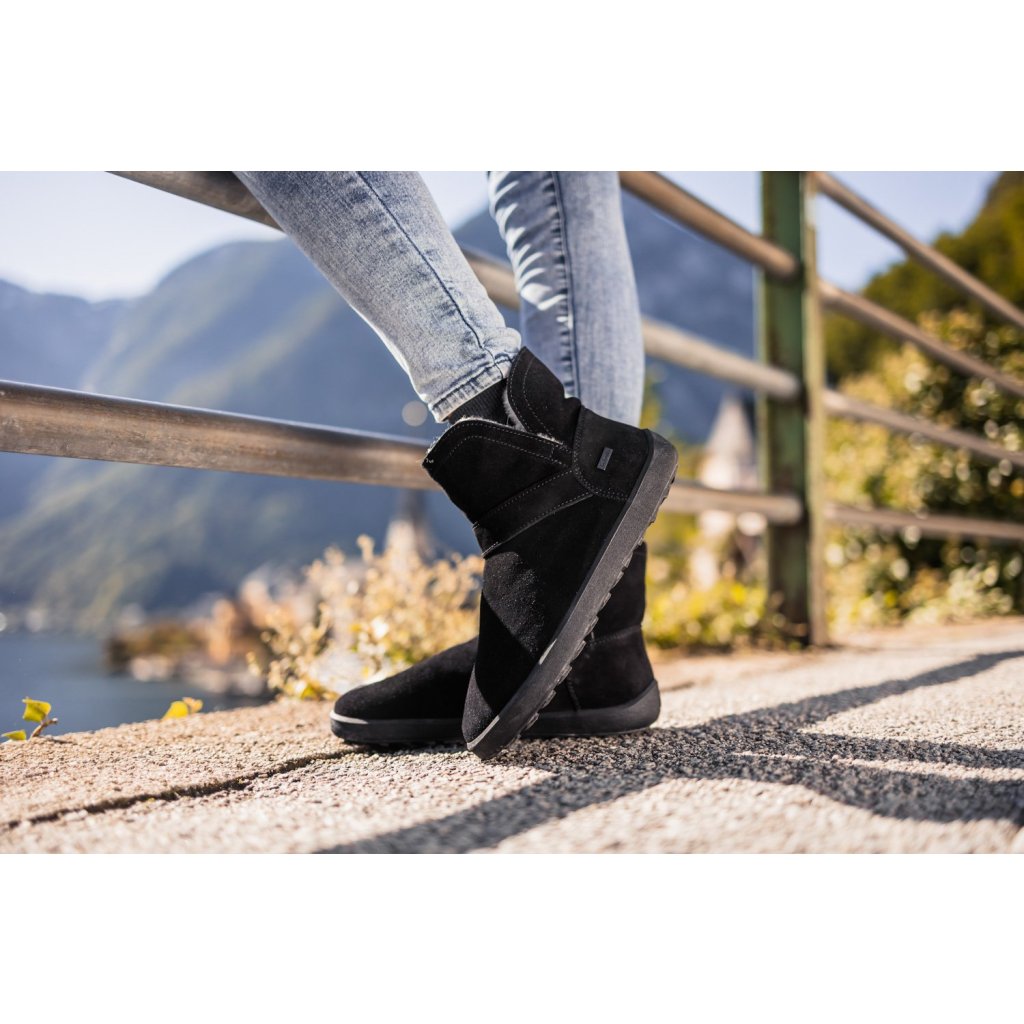 Be Lenka Polaris All Black schwarze Winterbarfußstiefeletten