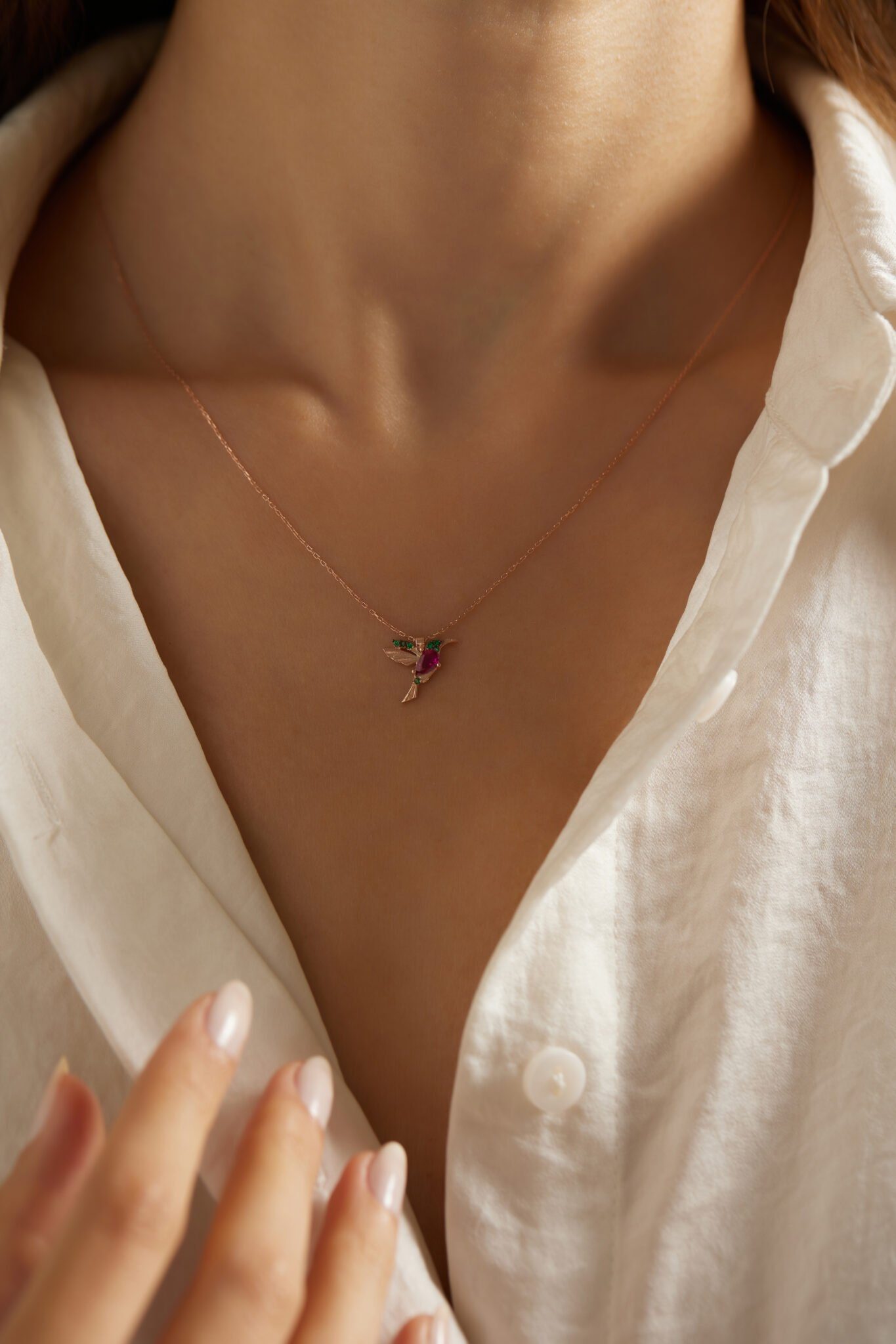 Einzelstück Kette mit Anhänger Einzelstück Kolibri Kette aus 925 Sterling Silber, rosé vergoldet, mit funkelnden Steinen
