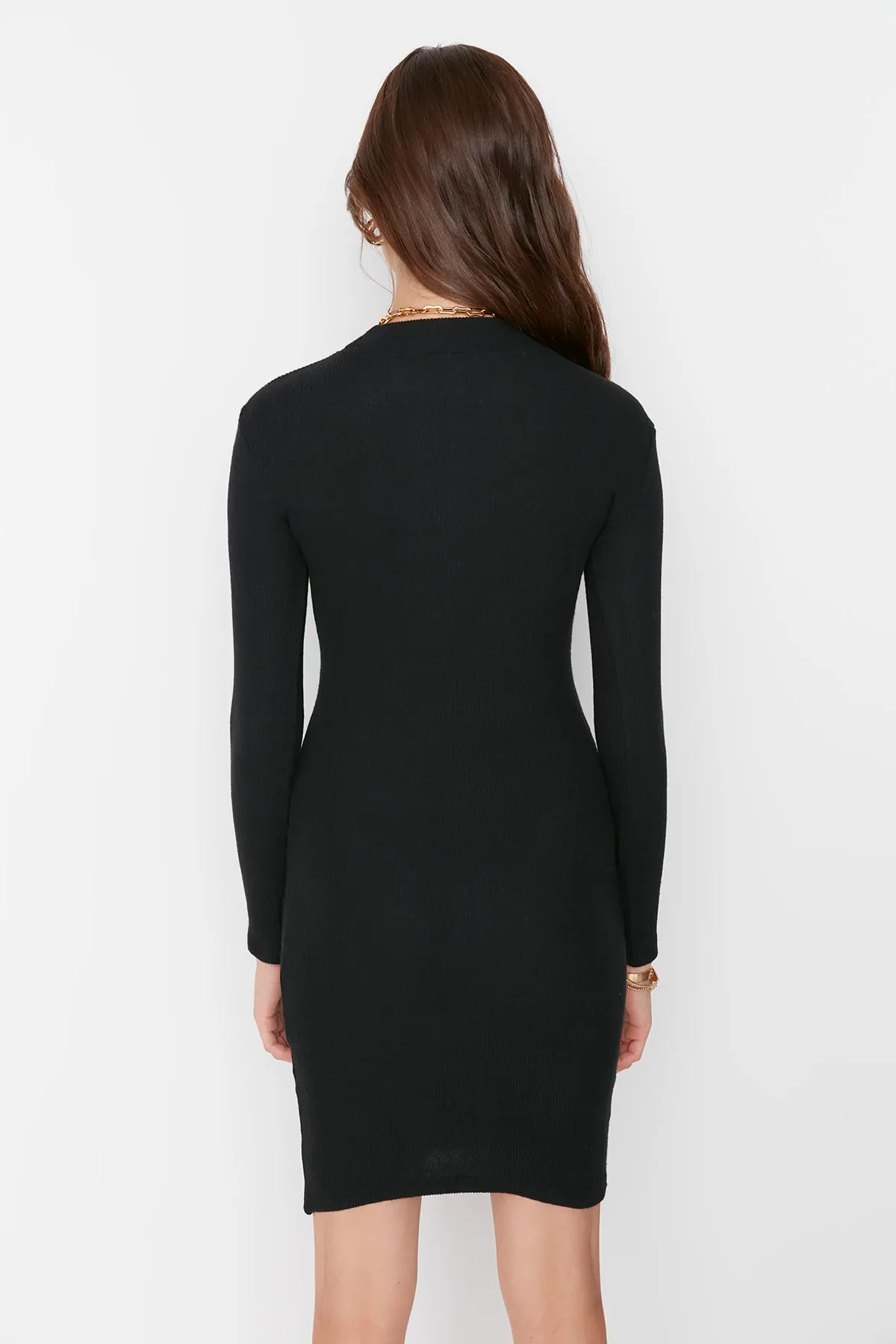 Trendyol Collection  Schwarzes tailliertes Mini-Stehkragen-Bleistiftkleid aus geripptem flexiblem Strick TWOAW21EL2244