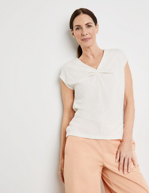 Kurzarmshirt mit Faltendetail