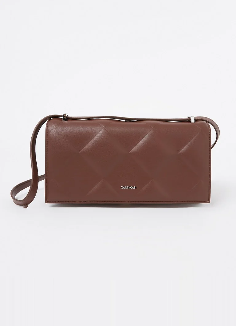 Borsa a tracolla trapuntata Calvin Klein con tracolla removibile.