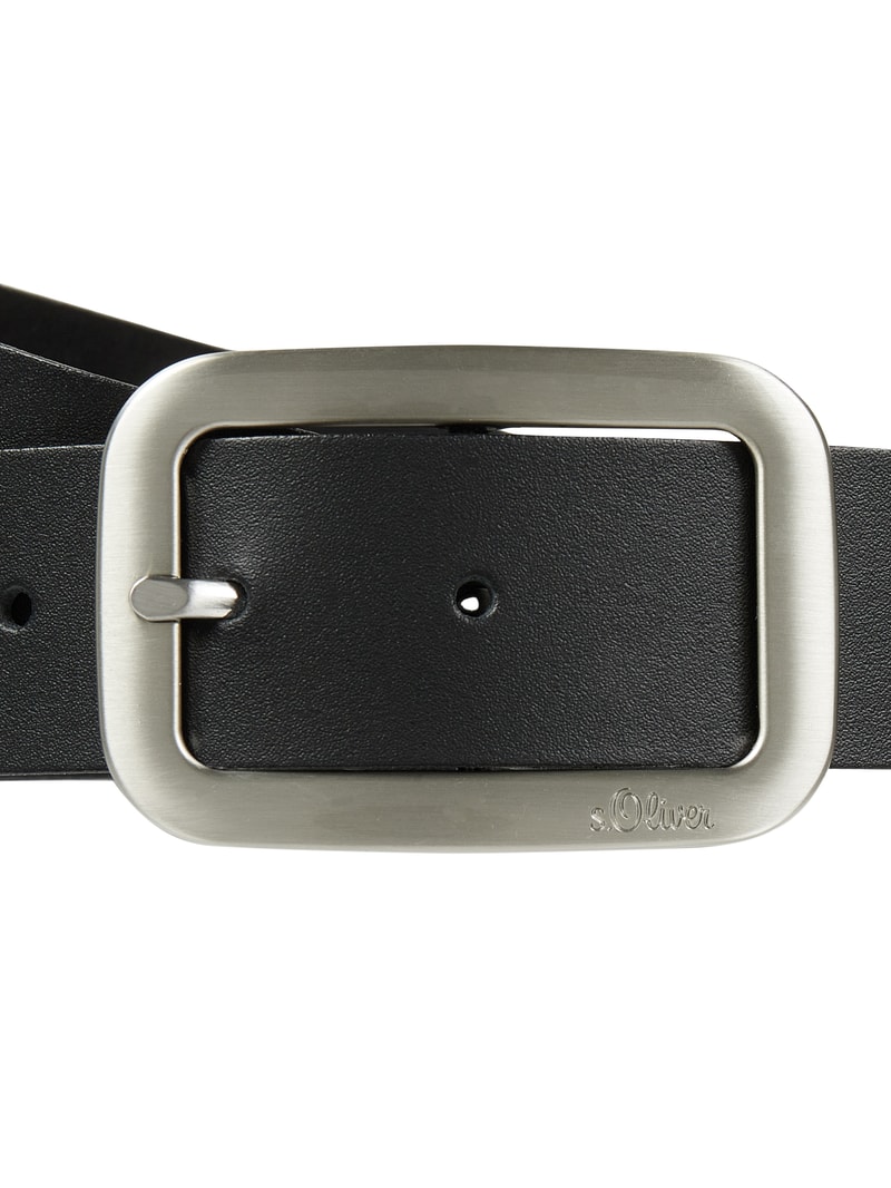 Gürtel aus Leder in schwarz