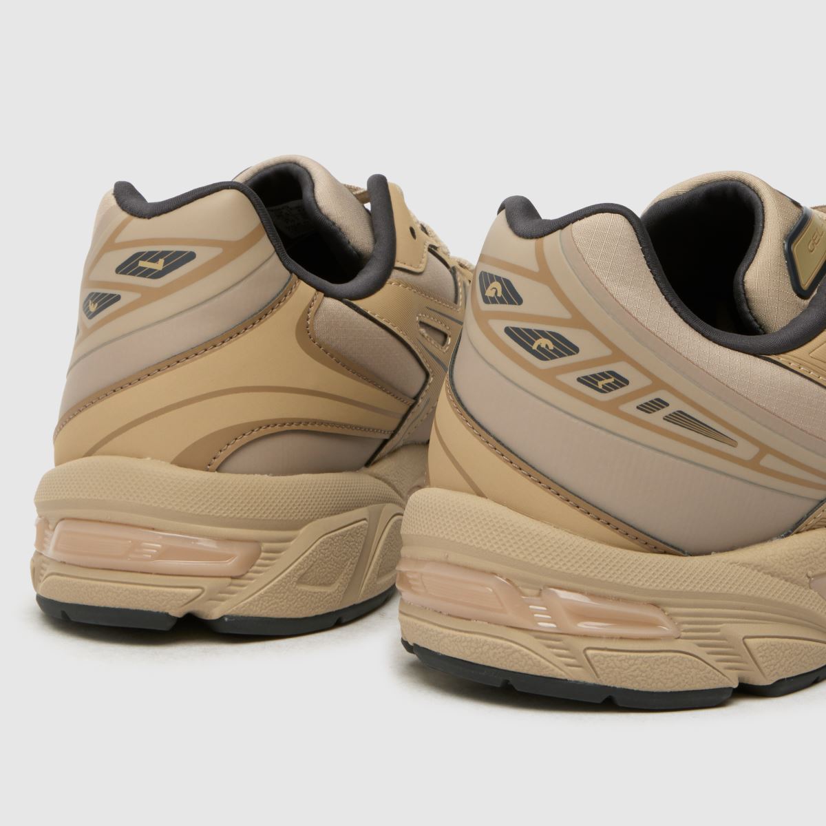 ASICS – Gel-1130 – Bruna träningsskor