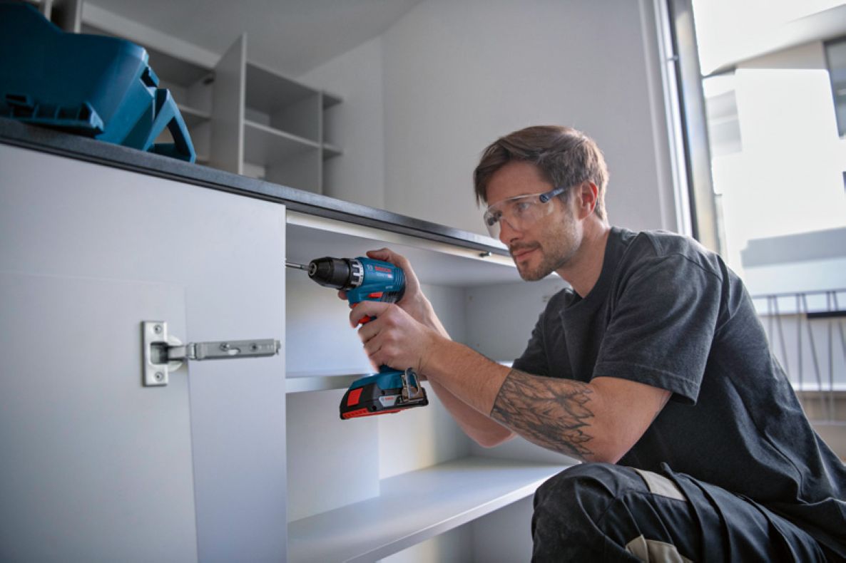 Bosch Blue 06019K3203 GSR 18V-45 Batteridrevet Drill 18V 2,0Ah Li-Ion i L-Boxx
