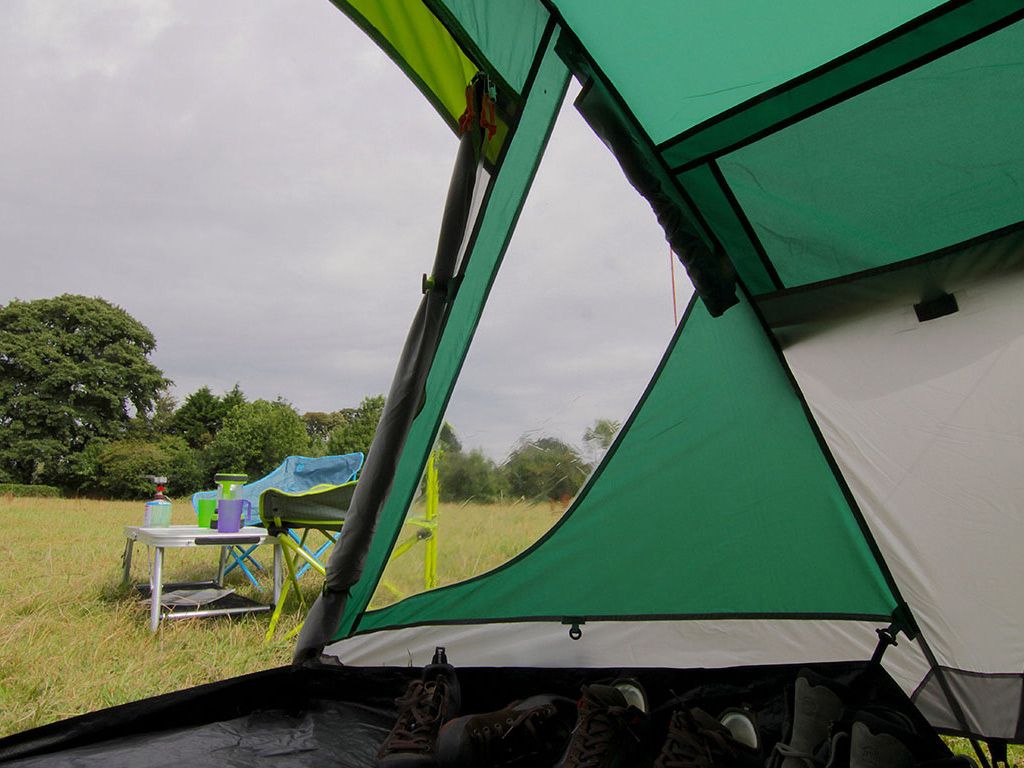 Coleman Kobuk Valley 4 Plus BlackOut Kuppelzelt