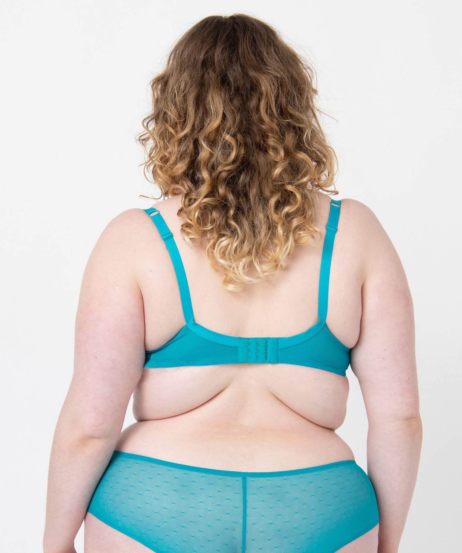 Soutien-gorge grande taille à armatures et coques fines bleu | GEMO