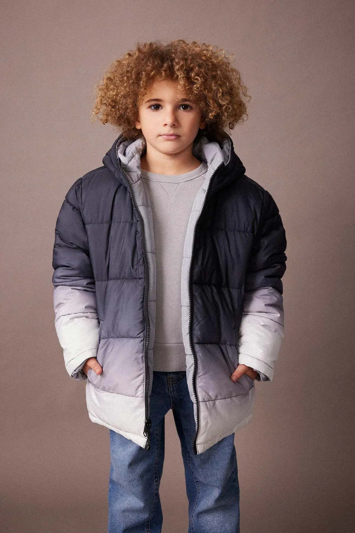 DeFacto  Wasserabweisende doppelseitige Pufferjacke mit Kapuze für Jungen