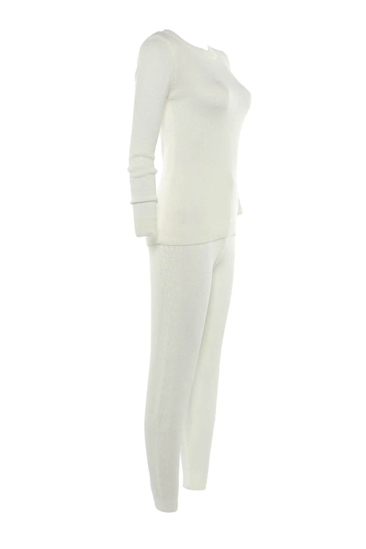 Trendyol Collection  Ecrufarbenes Strickoberteil und -unterteil mit detailliertem Strickmuster TWOAW23AU00041