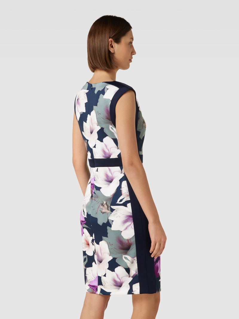 Knielanges Cocktailkleid mit floralem Print in marineblau