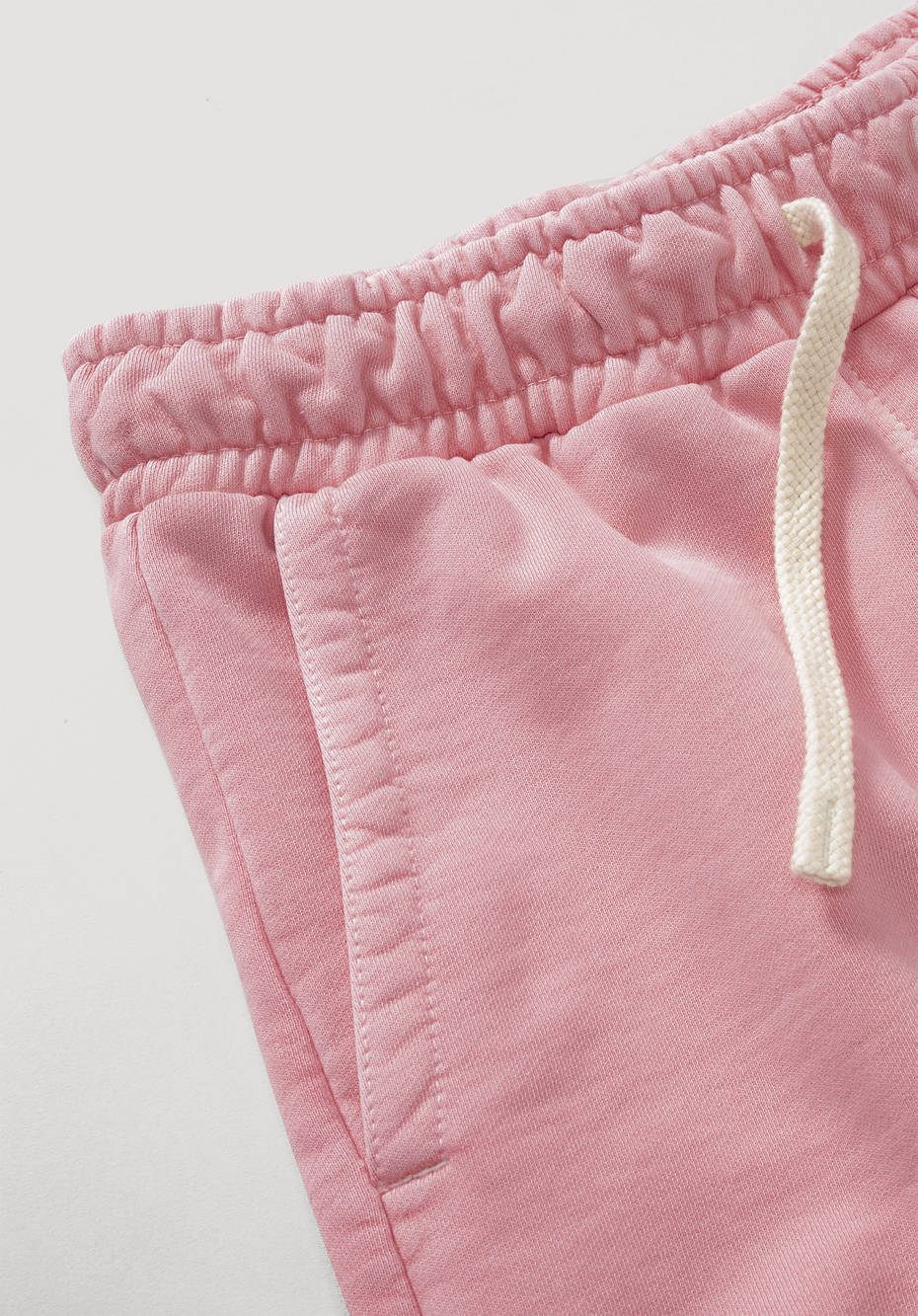 Shorts mineralgefärbt aus reiner Bio-Baumwolle