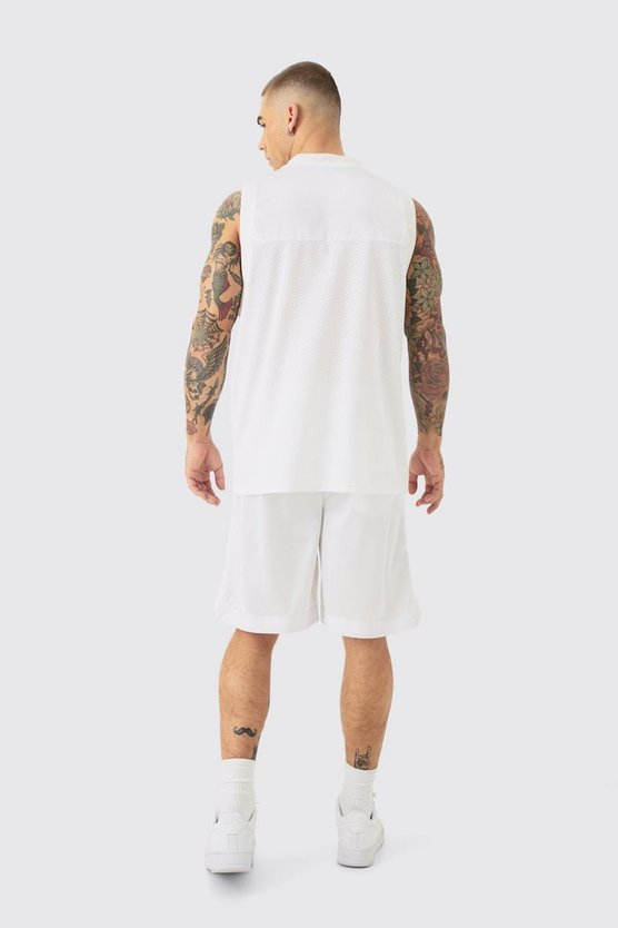 Tanktop und Shorts aus Mesh und Satin mit Basketball-Applikation