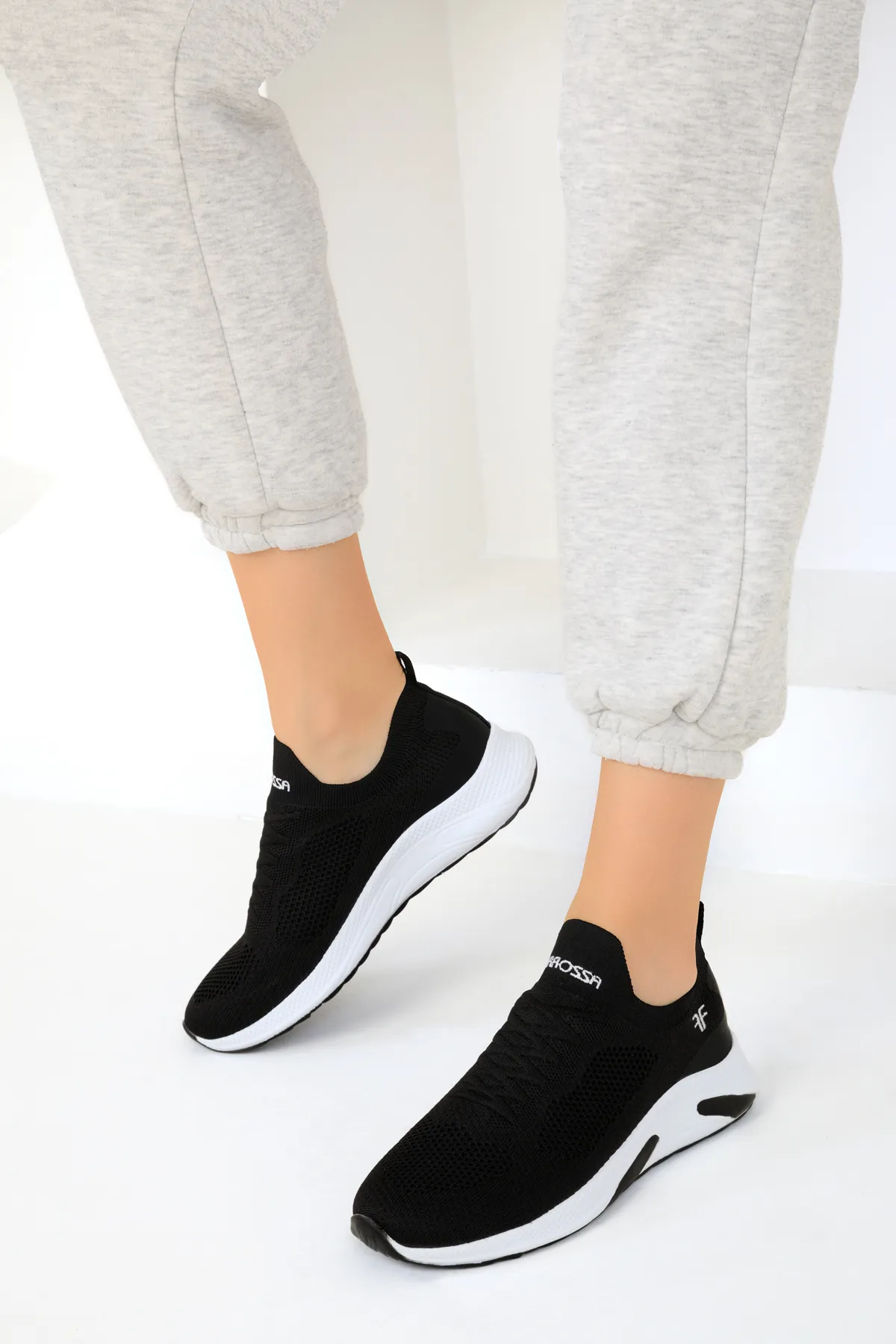 SOHO  Schwarze Damen Sneakers 16979