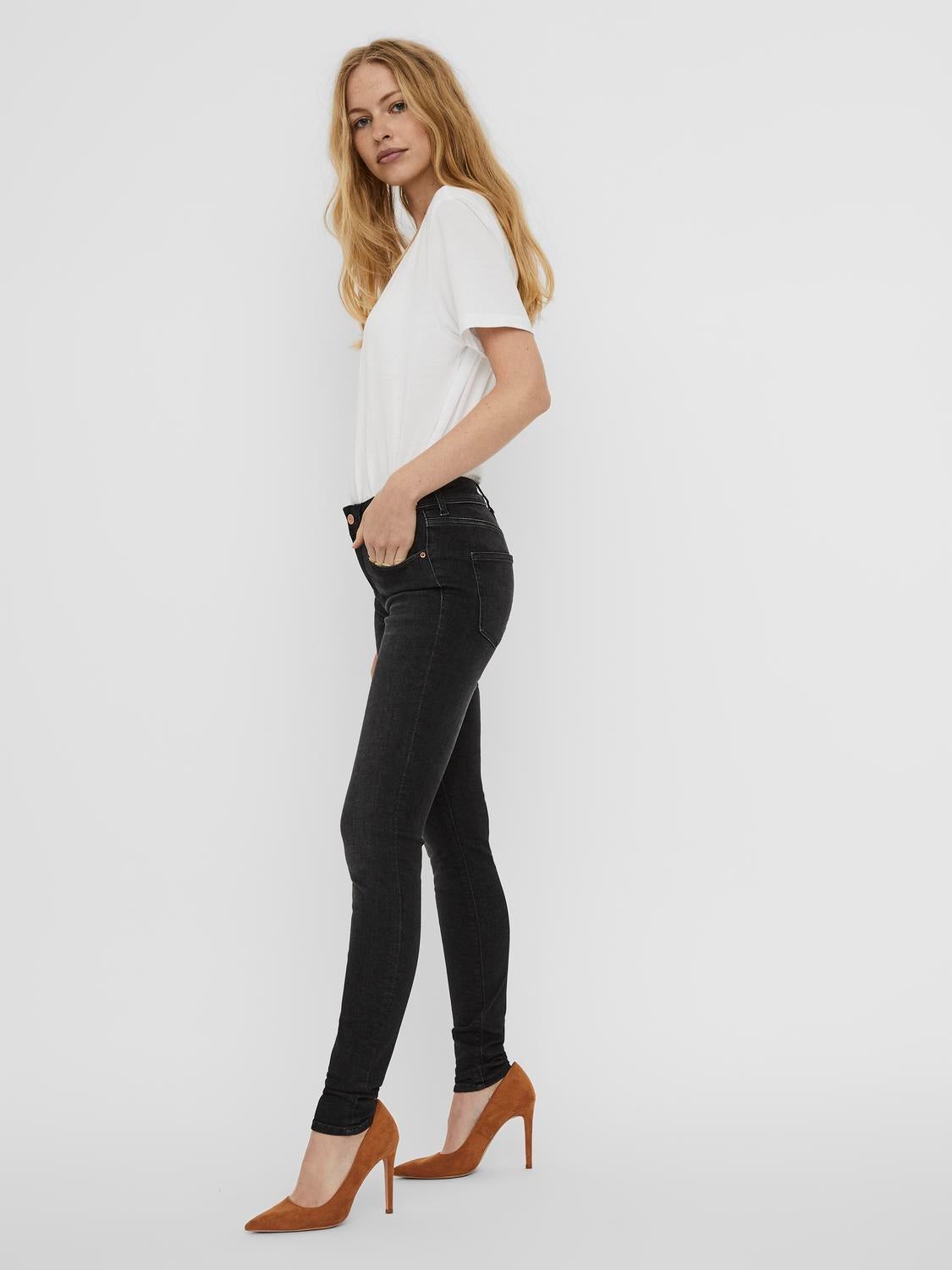 VMLUX Mid Rise Slim Fit Jeans