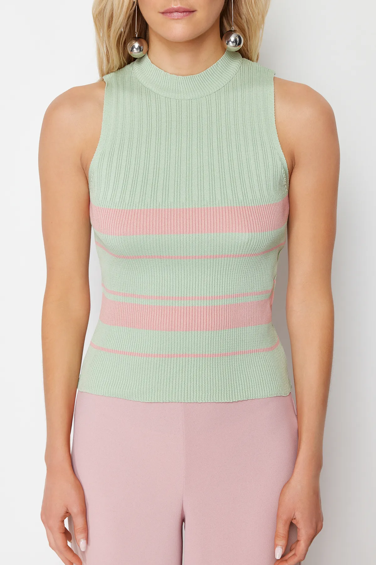 Trendyol Collection  Mintfarbene Strickbluse mit Rundhalsausschnitt TWOSS21BZ0370
