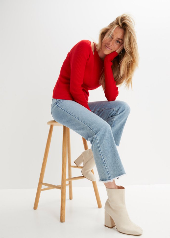 Pullover mit Cut-Out