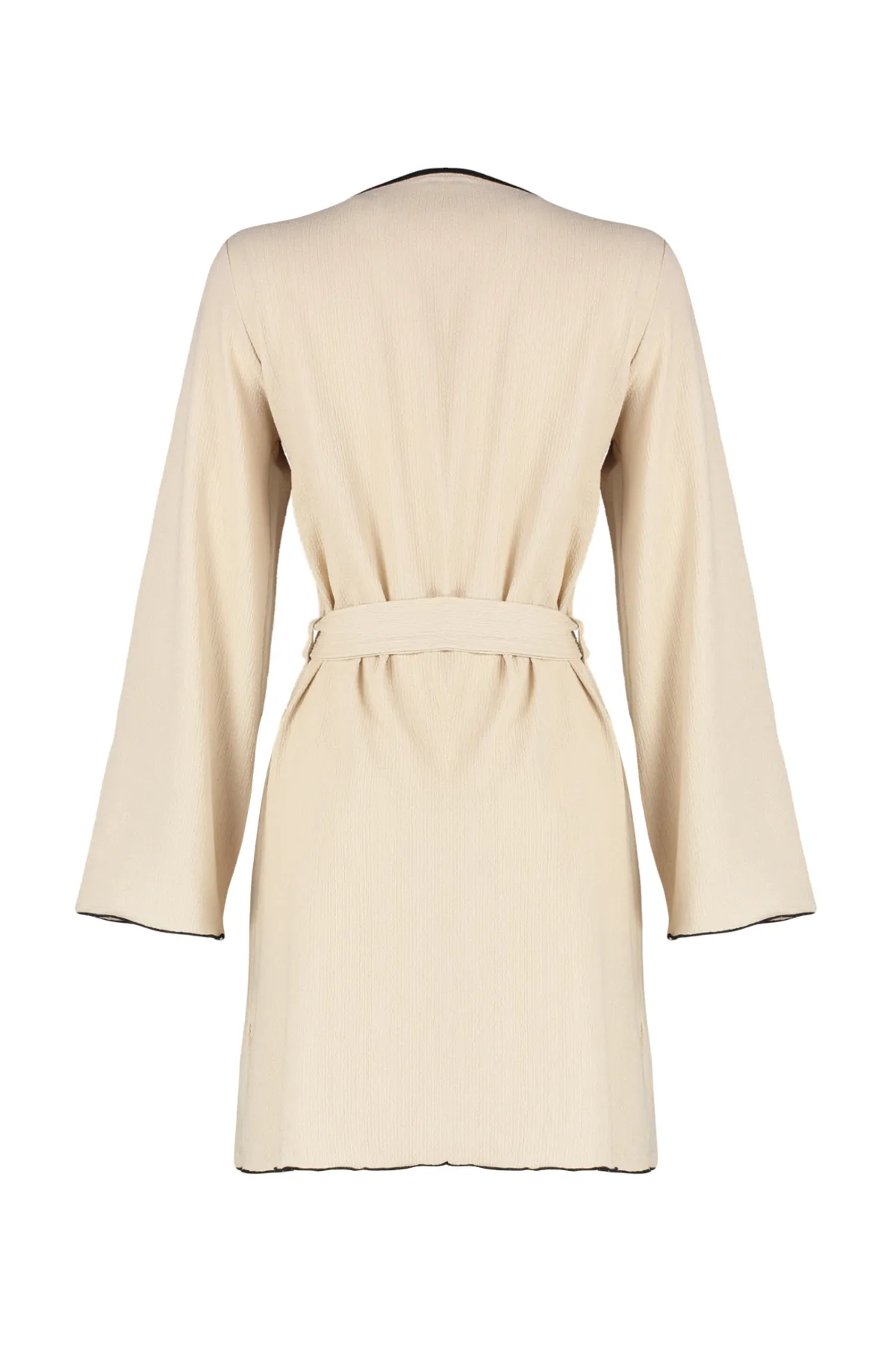 Trendyol Collection  Beigefarbener Baby-Overlock-Strick-Morgenmantel mit Gürtel THMSS24SB00012