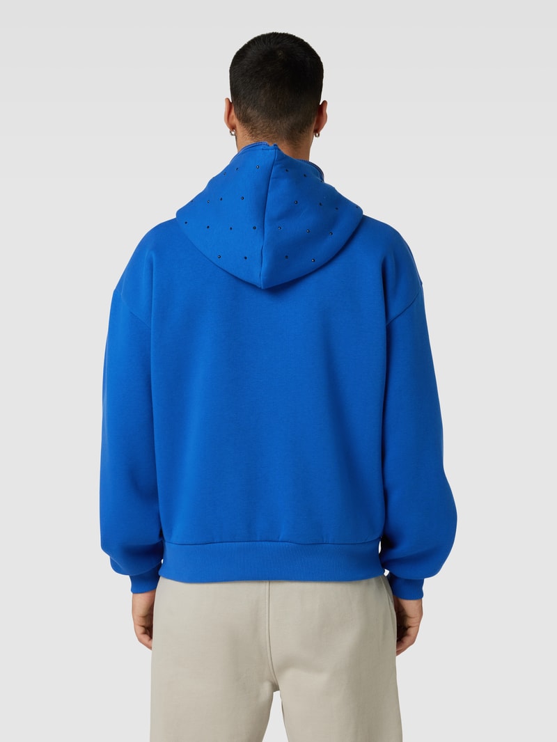 Oversized Sweatjacke mit Paillettenbesatz in royalblau