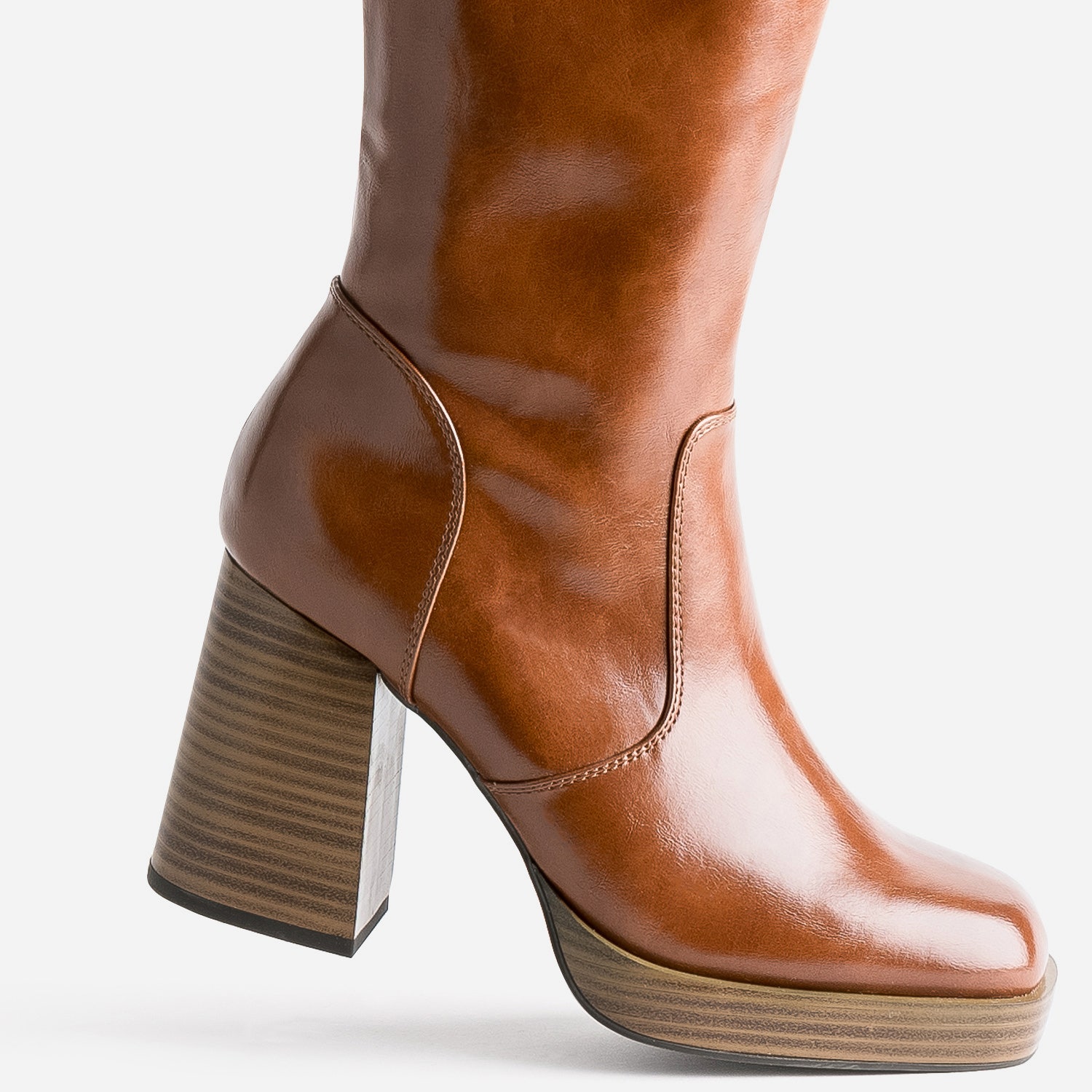 Botte cognac éco-conçue à plateforme