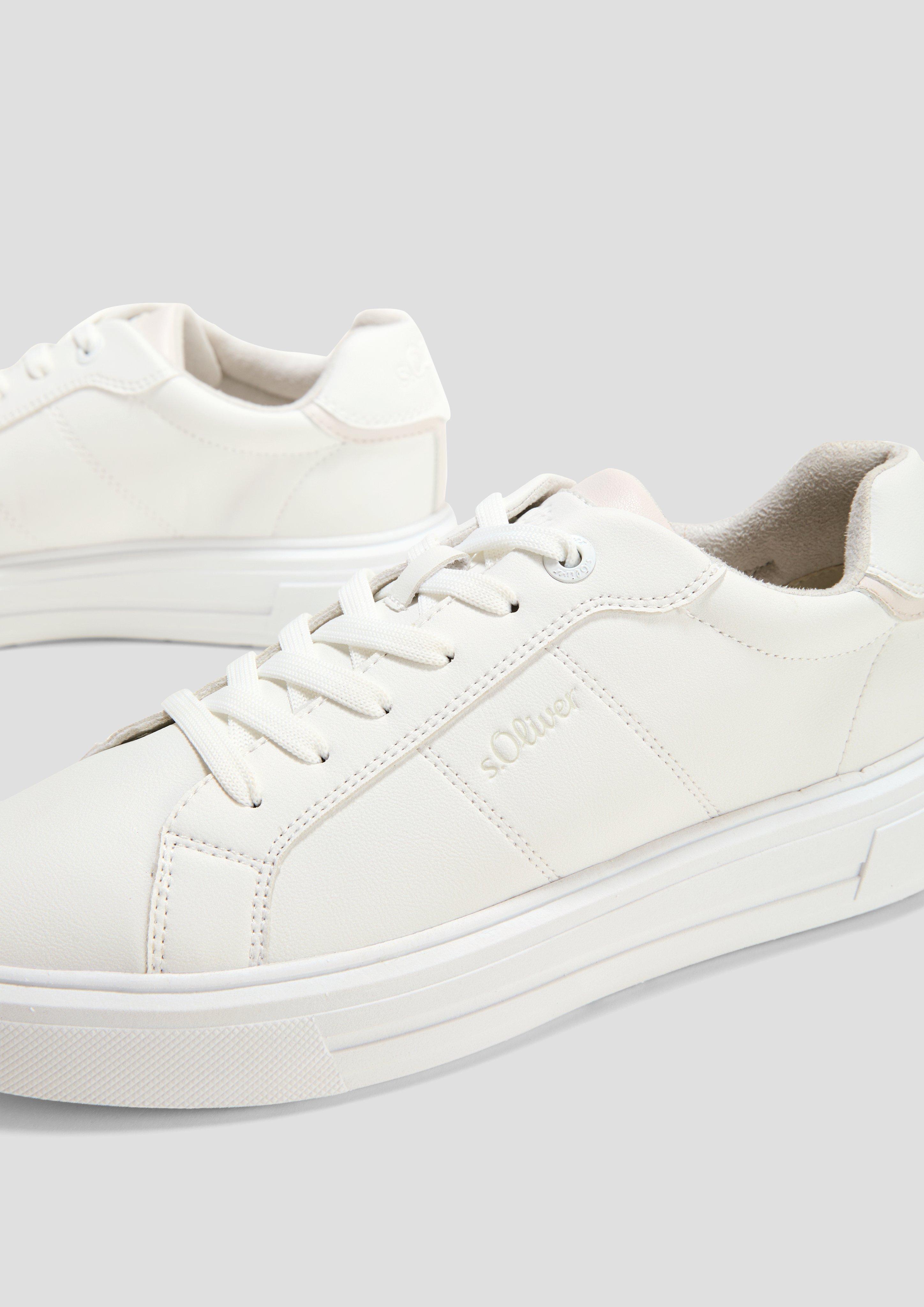 Sneaker in cleanem Design  6008798-100