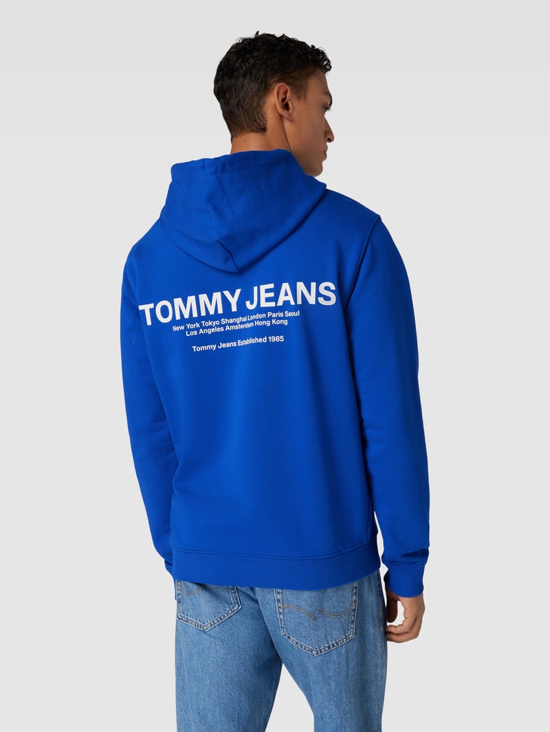 Hoodie mit Känguru-Tasche in royalblau
