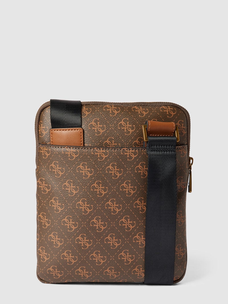 Umhängetasche mit Allover-Logo in cognac