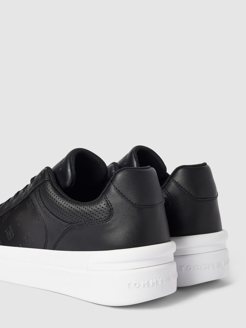 Plateau-Sneaker aus Leder mit Label-Details Modell 'EMBOSSED' in schwarz