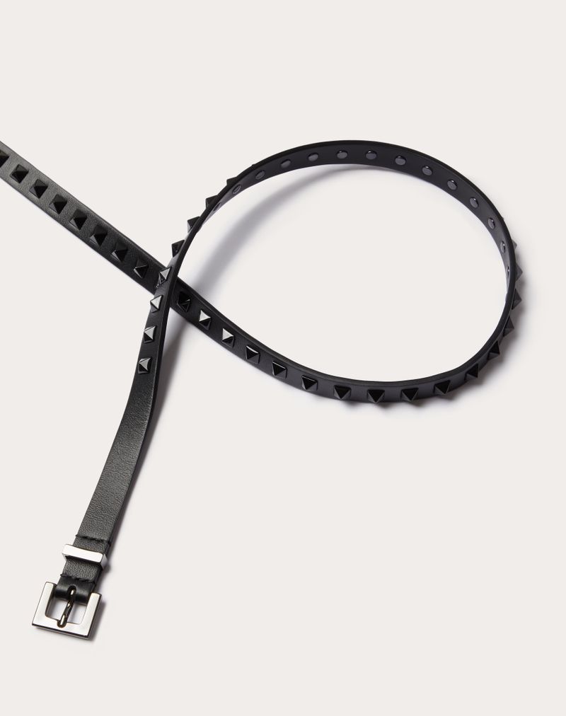 15MM KALVESKINDSBÆLTE MED ROCKSTUD-MØBEL