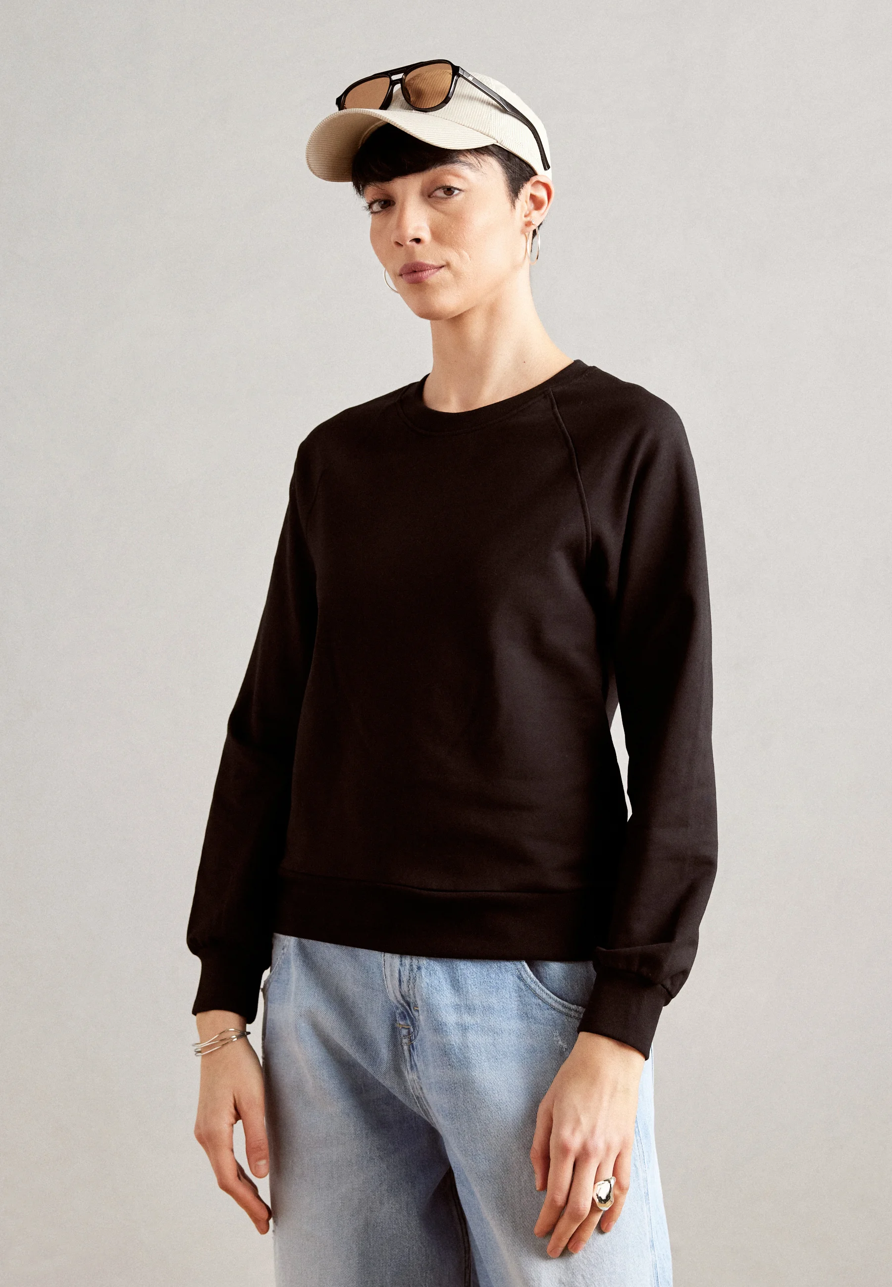 Anna Field SUDADERA BÁSICA DE CUELLO REDONDO Y LIMPIA - Sudadera
