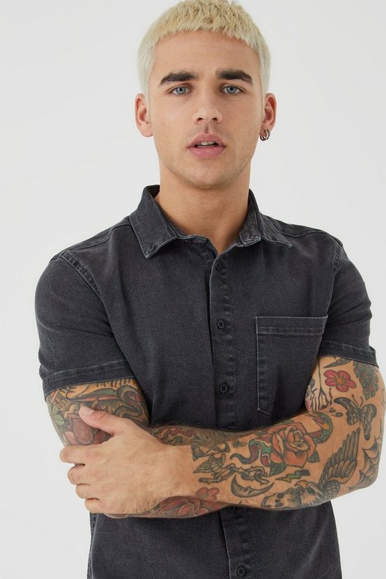 Kurzärmliges Muscle-Fit Jeanshemd