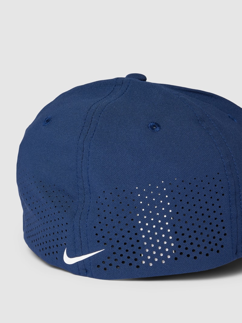 Basecap mit Label-Print in marineblau