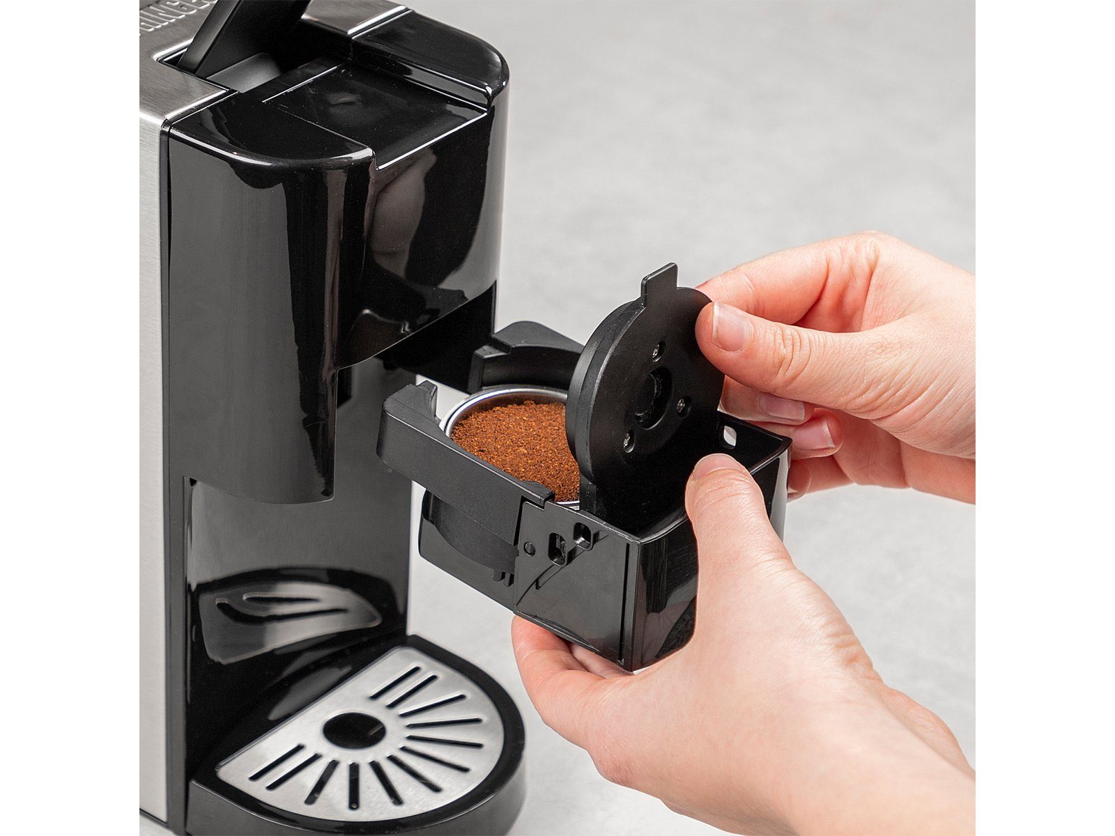 PRINCESS Kapselmaschine, auch für Kaffee-Pulver mit abnehmbarem Wassertank Kaffeemaschine klein