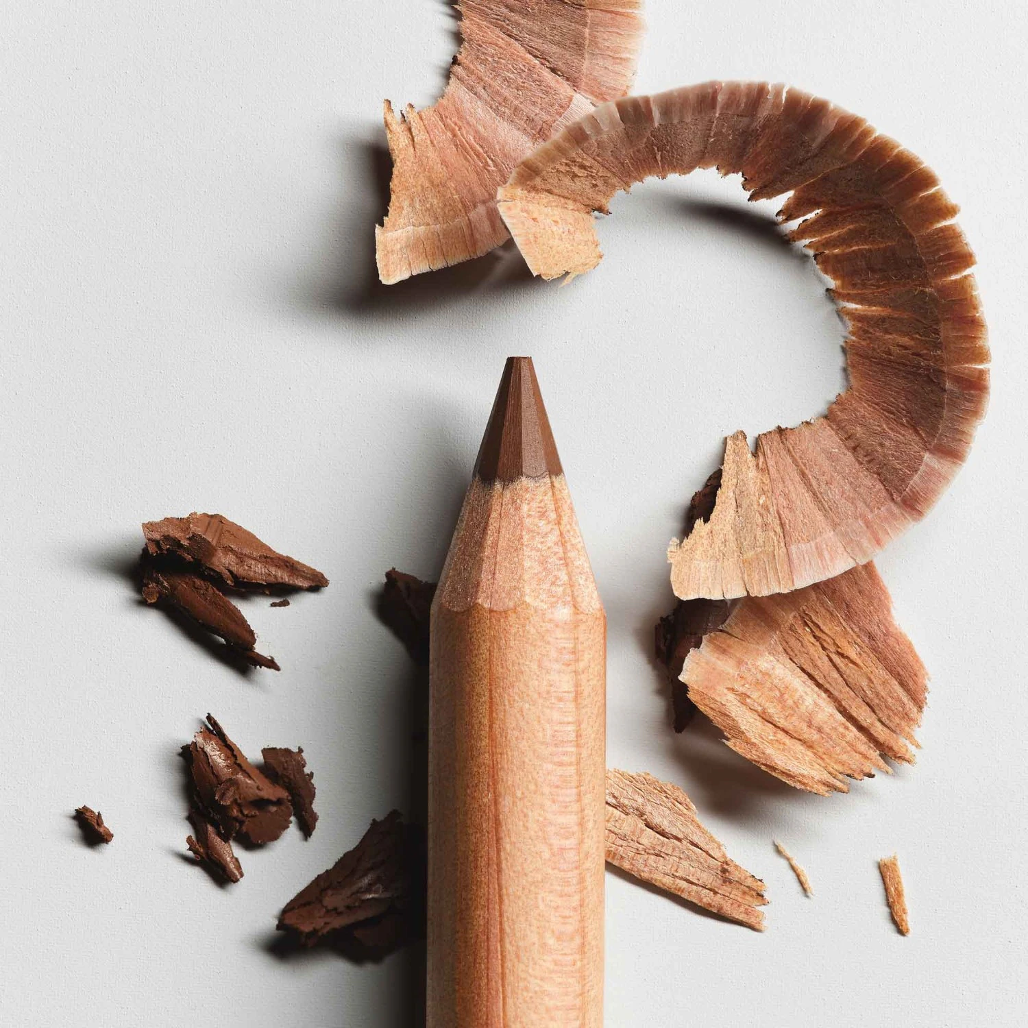 KYLIE COSMETICS Presisjons-tuntøye