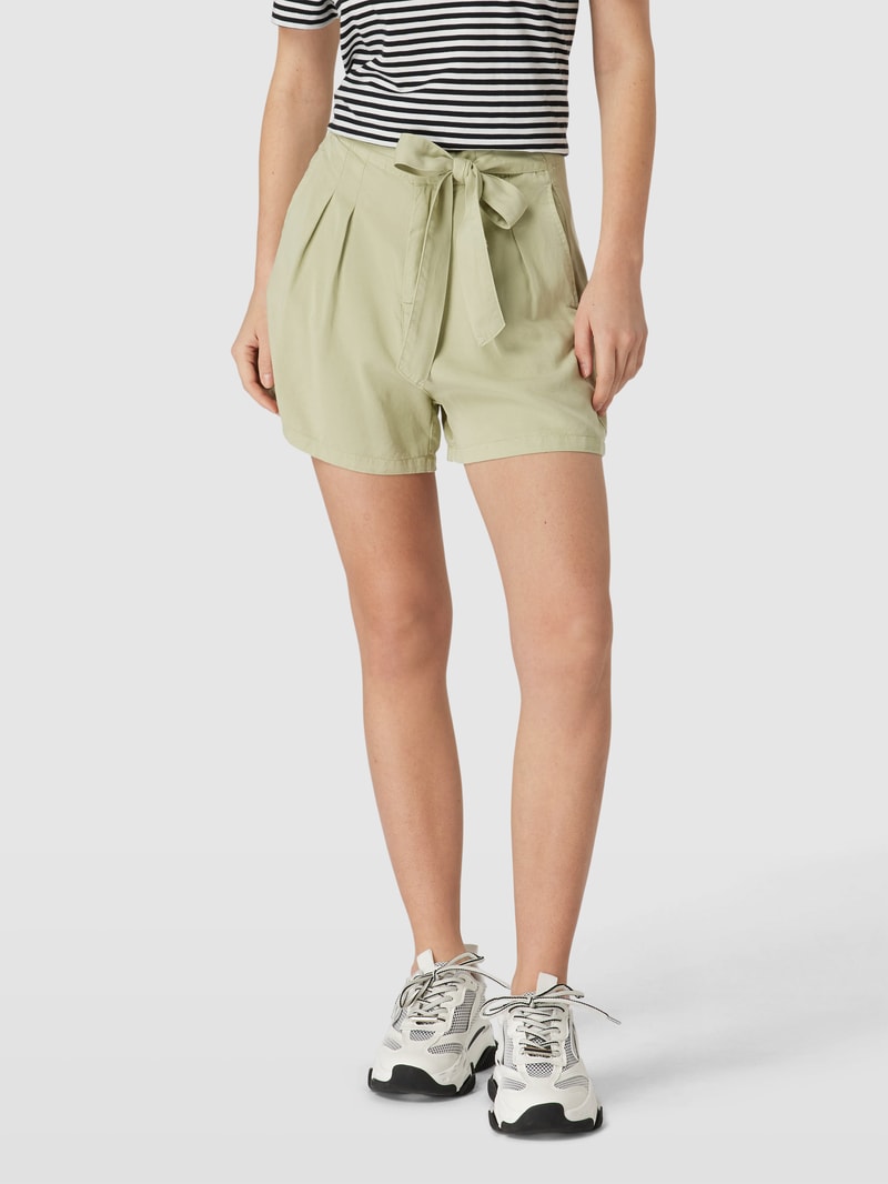 Shorts aus Lyocell mit Stoffgürtel Modell 'MIA' in mint