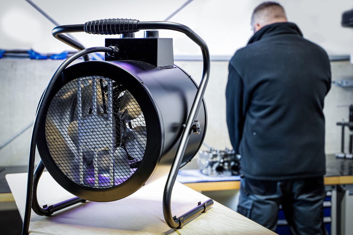 Calentador eléctrico de aire caliente BGS 73373 de 9 kW