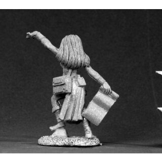 Laurana, Sorceress (REA02621)