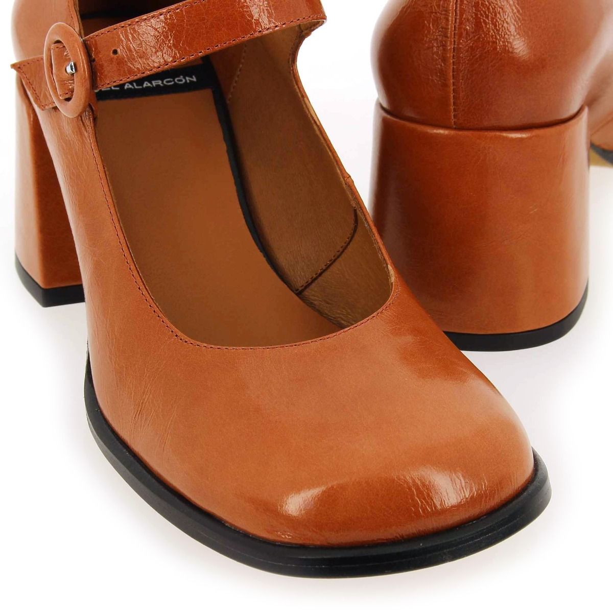Angel Alarcon  23576-624A - Caramel