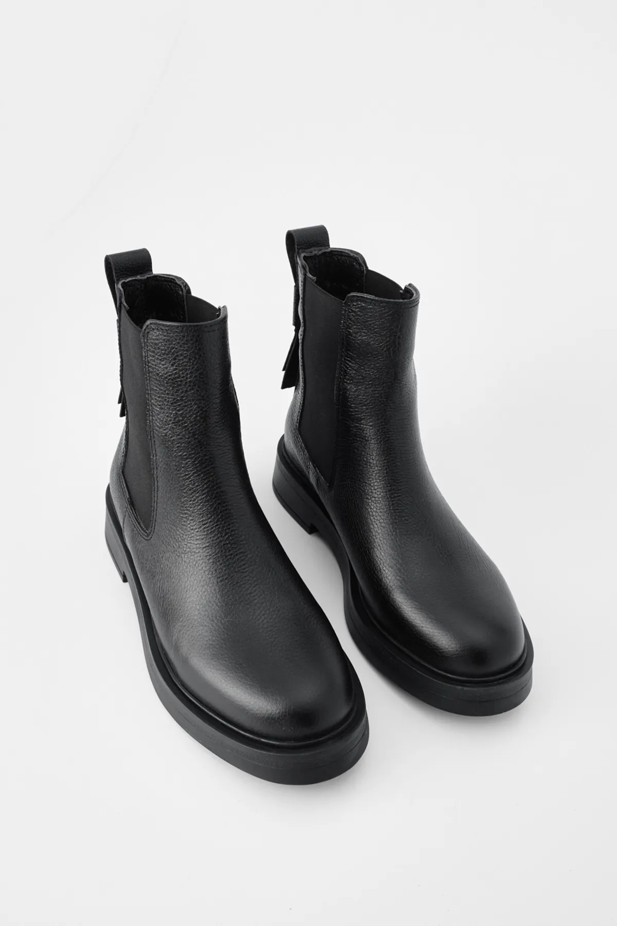 Marjin  Damen-Freizeitstiefel aus echtem Leder mit elastischen Seitenbändern Petira Schwarz