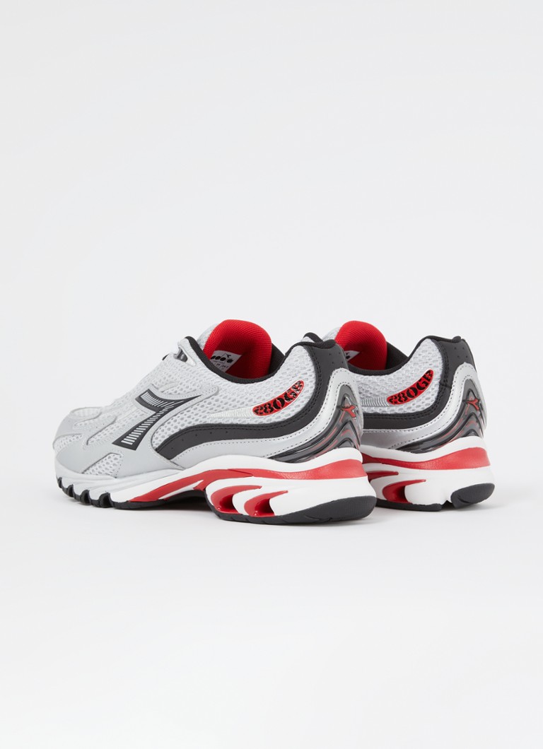 Buty sportowe Diadora Mythos Propulsion 280 z siateczkowymi detalami