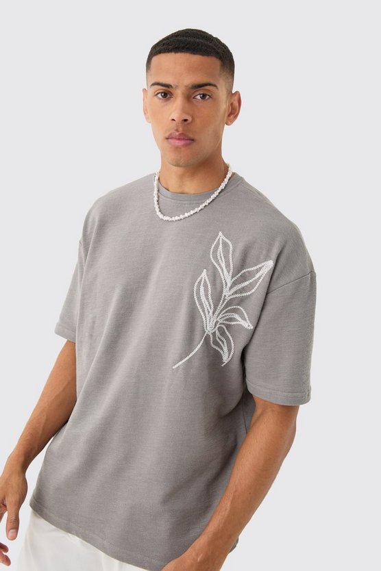 Oversize T-Shirt mit floraler Stickerei