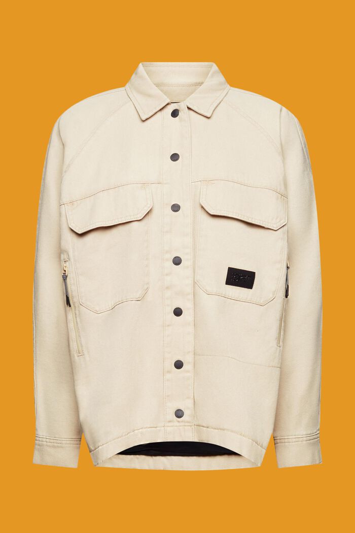 Leichte Shacket mit recycelter Wattierung