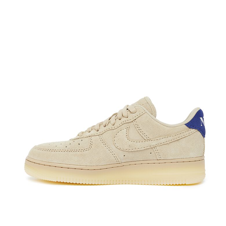 NIKE Wmns Air Force 1 '07 Lx Suede 