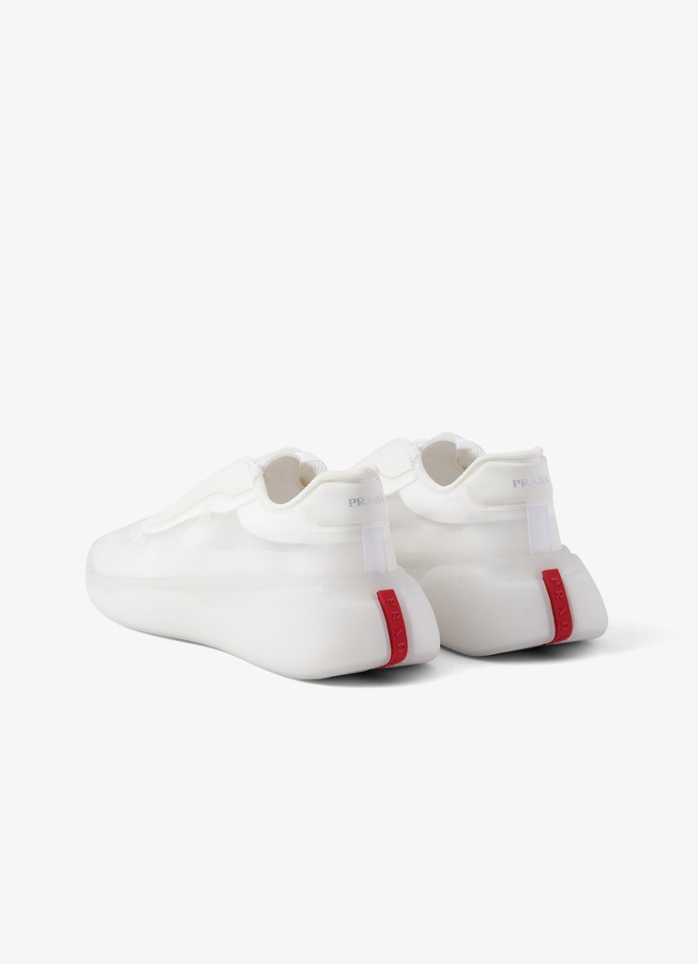 Prada America's Cup Re-Nylon -lenkkarit nahkayksityiskohdilla