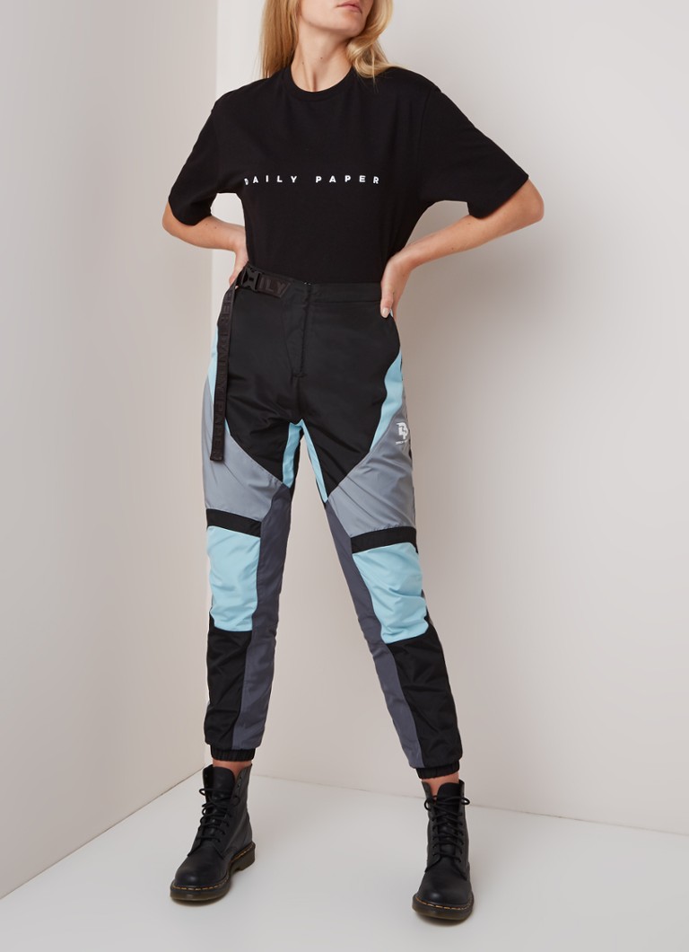 T-shirt oversize con logo ricamato del Daily Paper Alias