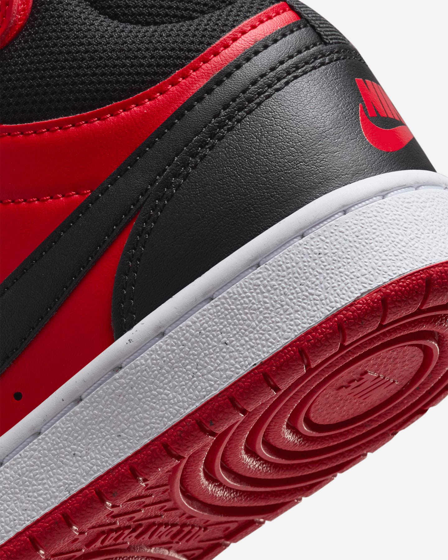 Buty sportowe Nike Court Borough Mid 2 Gs Jr. marki Scarpe CD7782-602