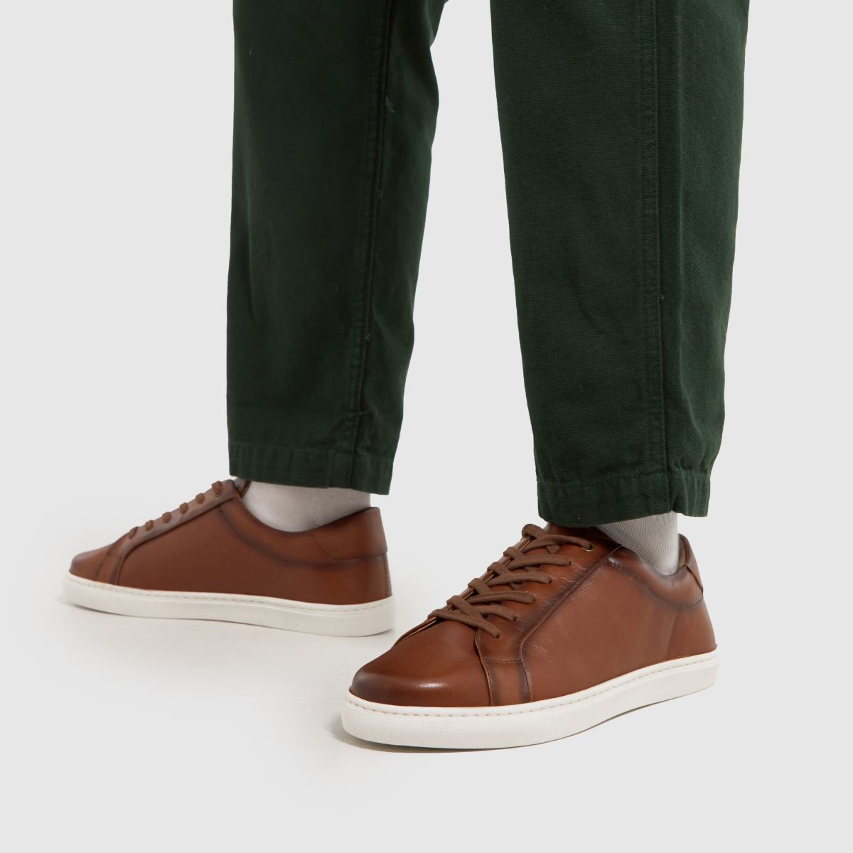 Schuh Wayne bőrcipők barna színben