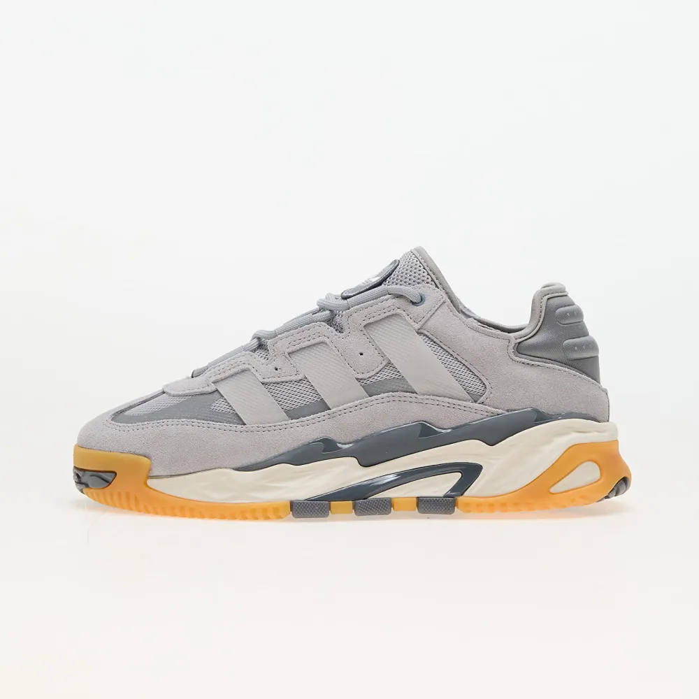 adidas Niteball IG6143 / grau